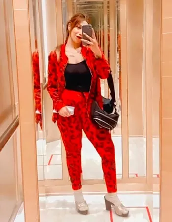 high profile Zirakpur call girl